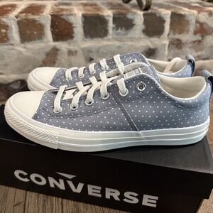 Converse Chuck Taylor All Star Madison Low Polka DotsLight Blue Women's Size 9.5
